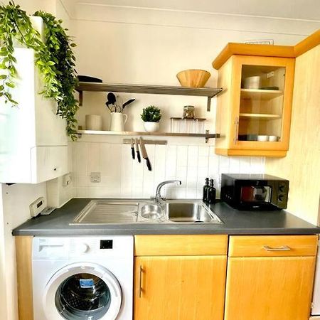 High-End 2 Bed Maisonette In Beaulieu Park Broomfield  Екстериор снимка