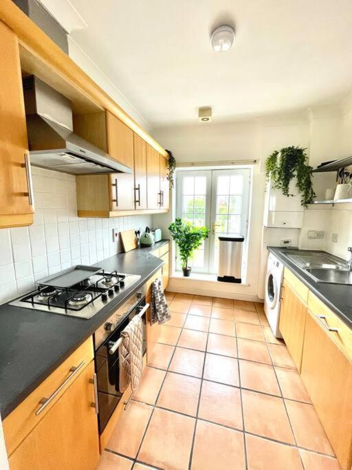 High-End 2 Bed Maisonette In Beaulieu Park Broomfield  Екстериор снимка